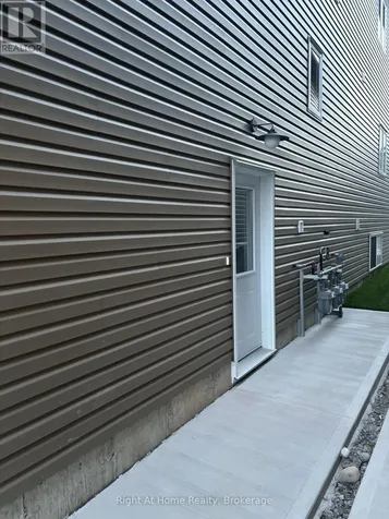 576 Guelph Street Kitchener ON N2H 5Y4
