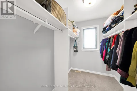 573 Egret Way Ottawa ON K2J 0E3