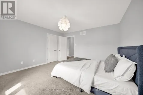 573 Egret Way Ottawa ON K2J 0E3