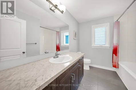 573 Egret Way Ottawa ON K2J 0E3