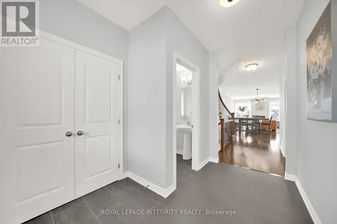 573 Egret Way Ottawa ON K2J 0E3