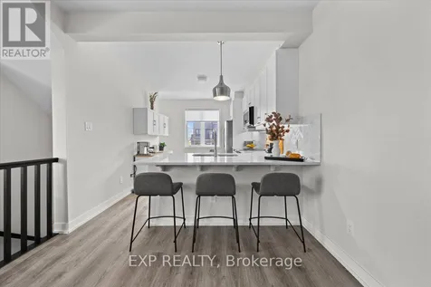 293 Anyolite Private Ottawa ON K2J 7J4