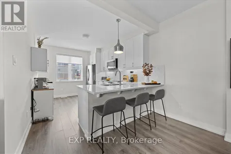 293 Anyolite Private Ottawa ON K2J 7J4