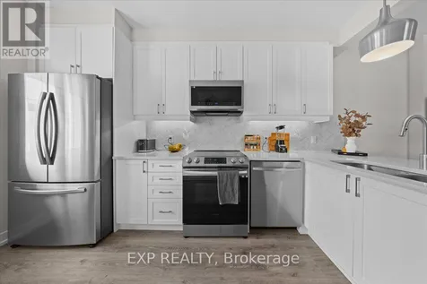 293 Anyolite Private Ottawa ON K2J 7J4