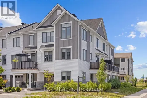 293 Anyolite Private Ottawa ON K2J 7J4