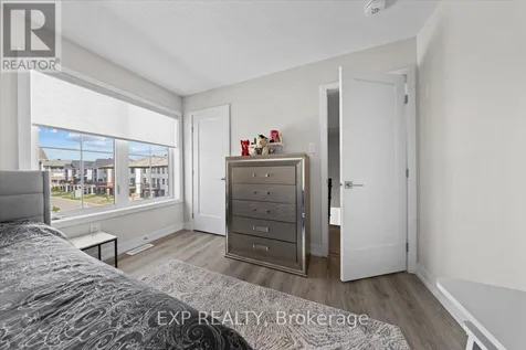293 Anyolite Private Ottawa ON K2J 7J4