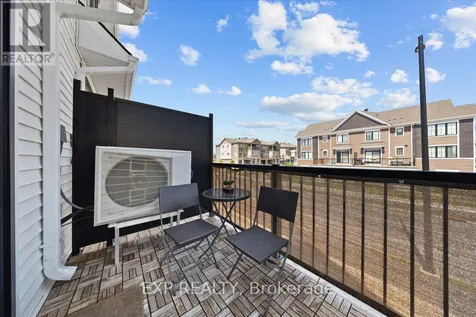 293 Anyolite Private Ottawa ON K2J 7J4
