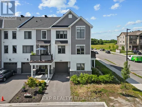 293 Anyolite Private Ottawa ON K2J 7J4