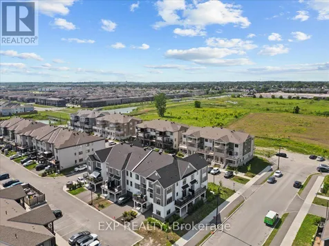 293 Anyolite Private Ottawa ON K2J 7J4