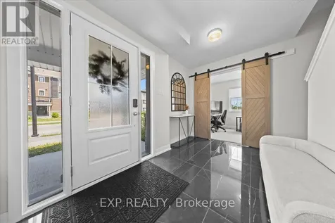 293 Anyolite Private Ottawa ON K2J 7J4