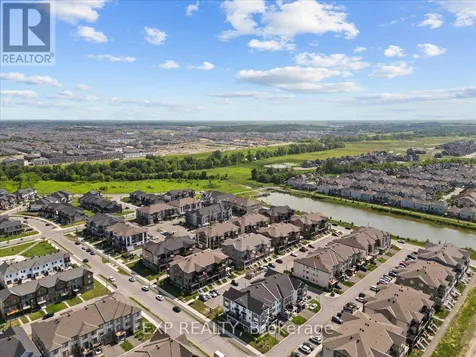 293 Anyolite Private Ottawa ON K2J 7J4