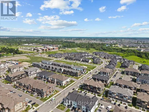 293 Anyolite Private Ottawa ON K2J 7J4