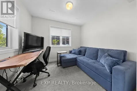 293 Anyolite Private Ottawa ON K2J 7J4
