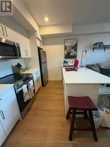 1260 Dorchester Avenue Ottawa ON K1Z 8E6