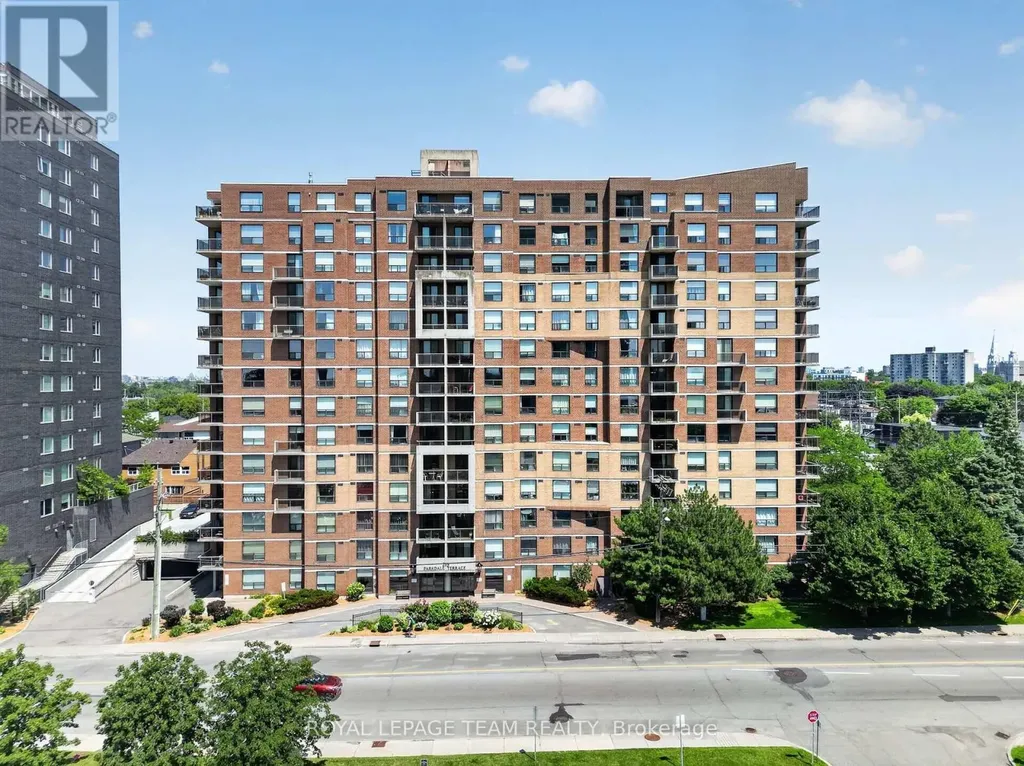 215 Parkdale Avenue Ottawa ON K1Y 4T8