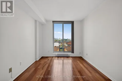 215 Parkdale Avenue Ottawa ON K1Y 4T8
