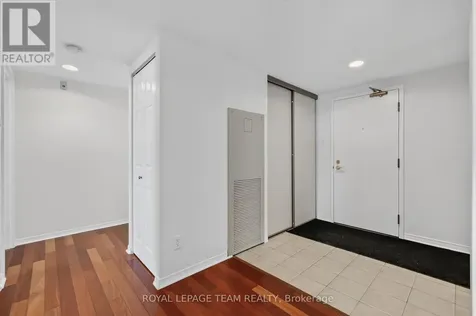 215 Parkdale Avenue Ottawa ON K1Y 4T8