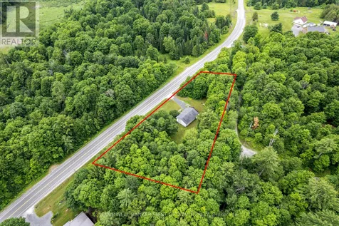 3800 Wolf Grove Road Lanark Highlands ON K0G 1K0