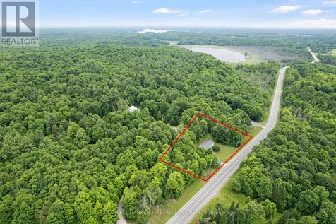 3800 Wolf Grove Road Lanark Highlands ON K0G 1K0