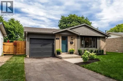 1414 Dewbourne Crescent Burlington ON L7M 1E7