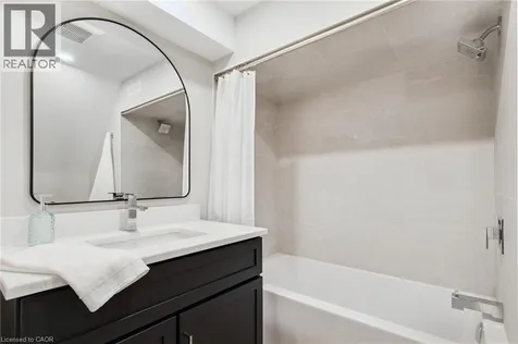 1414 Dewbourne Crescent Burlington ON L7M 1E7