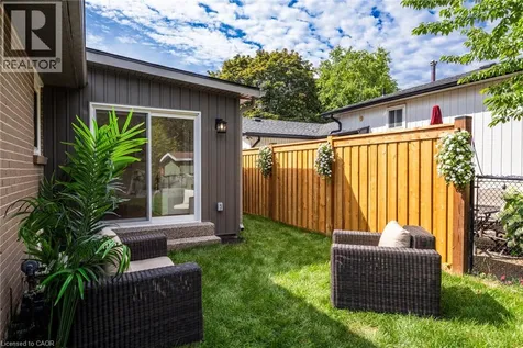 1414 Dewbourne Crescent Burlington ON L7M 1E7