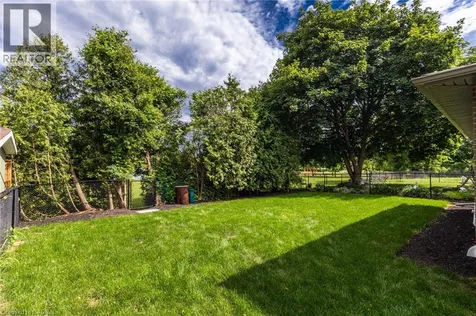 1414 Dewbourne Crescent Burlington ON L7M 1E7