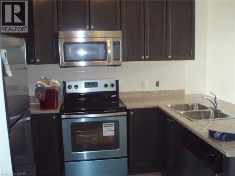 62 Magdalene Crescent Brampton ON L6Z 0G8