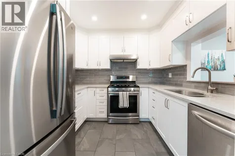 46 Harnesworth Crescent Waterdown ON L0R 2H6