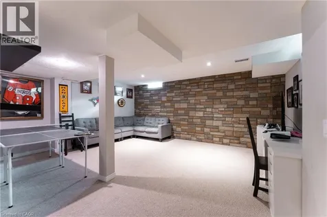 46 Harnesworth Crescent Waterdown ON L0R 2H6