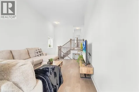 657 Benninger Drive Kitchener ON N2E 0J2