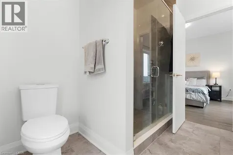 657 Benninger Drive Kitchener ON N2E 0J2