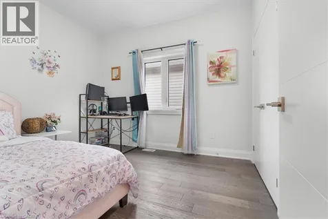 657 Benninger Drive Kitchener ON N2E 0J2