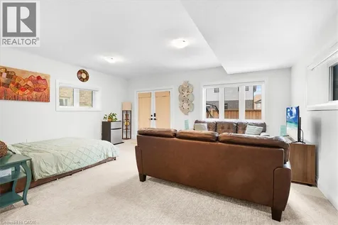 657 Benninger Drive Kitchener ON N2E 0J2