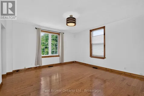 17 Peel Street Penetanguishene ON L9M 1A5