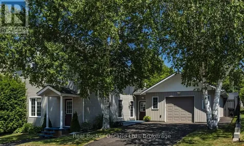 17 Peel Street Penetanguishene ON L9M 1A5