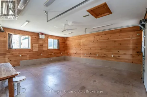 17 Peel Street Penetanguishene ON L9M 1A5