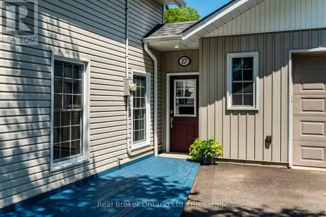 17 Peel Street Penetanguishene ON L9M 1A5