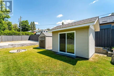 17 Peel Street Penetanguishene ON L9M 1A5