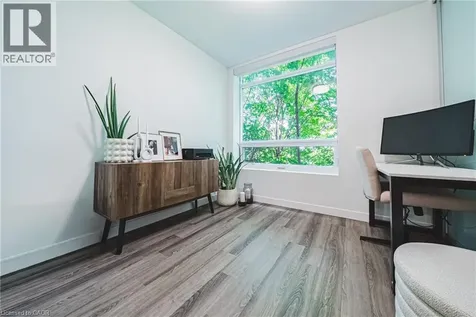 479 Charlton Avenue Hamilton ON L8N 0B4