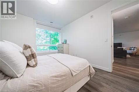 479 Charlton Avenue Hamilton ON L8N 0B4