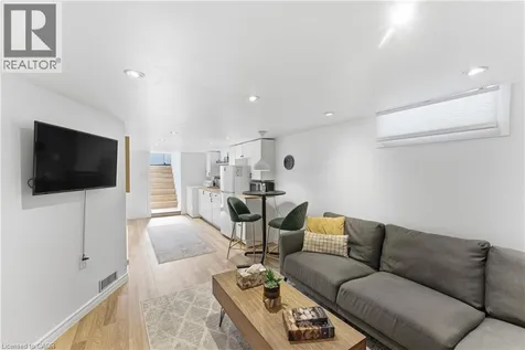 412 Welland Avenue St. Catharines ON L2M 5T8