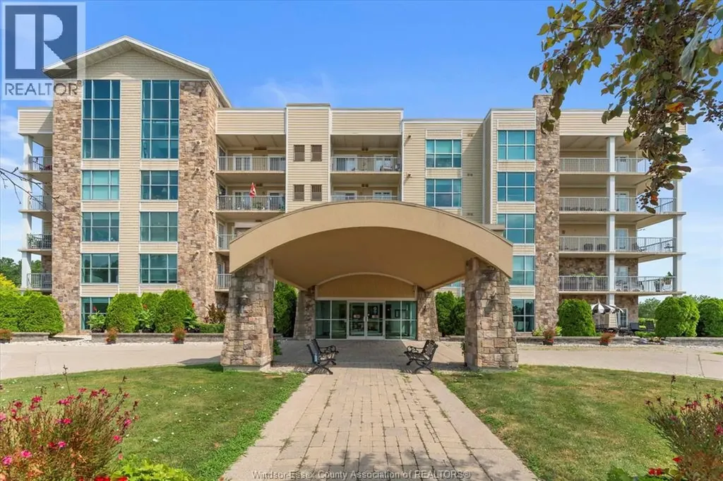 34 Boblo Island Boulevard Amherstburg ON N9V 0C4