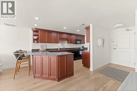 34 Boblo Island Boulevard Amherstburg ON N9V 0C4