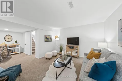 34 Melville Drive Ottawa ON K2J 2E9