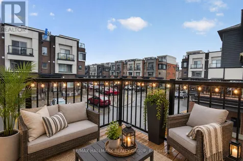 805 Kiniw Private Ottawa ON K1K 4Z4