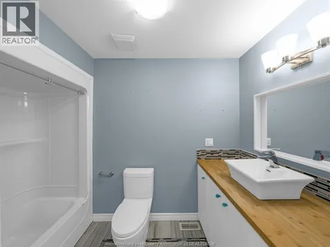 3553 Turner Road Windsor ON N8W 3M7