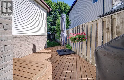 577 Hawthorne Crescent Milton ON L9T 4P8