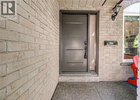 577 Hawthorne Crescent Milton ON L9T 4P8