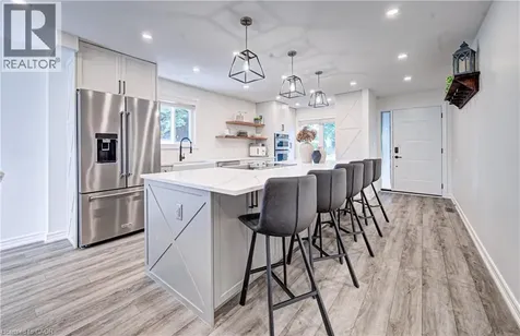 577 Hawthorne Crescent Milton ON L9T 4P8